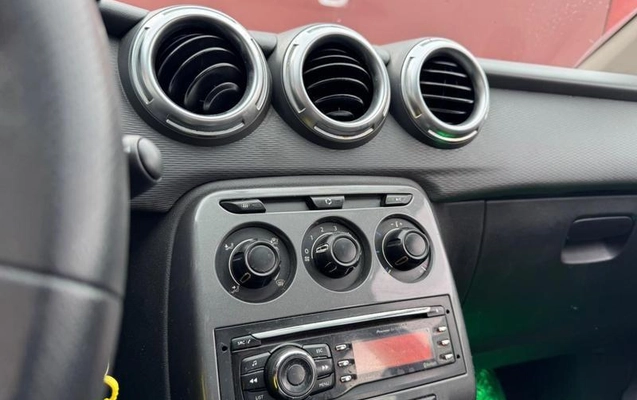 imagem-https://www.socarrao.com.br/sc-vehicle-images-prod/4041539/1790114356600-8491229_14_B_01a764e93a.jpeg