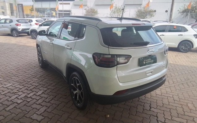 imagem-https://www.socarrao.com.br/sc-vehicle-images-prod/4041613/1790114452020-1_070048.jpg