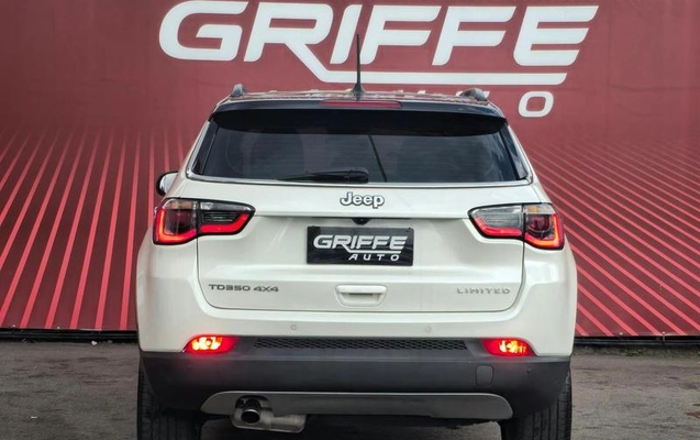 imagem-https://www.socarrao.com.br/sc-vehicle-images-prod/4041711/1790288110598-8474077_4_B_b39aa7ed18.jpeg