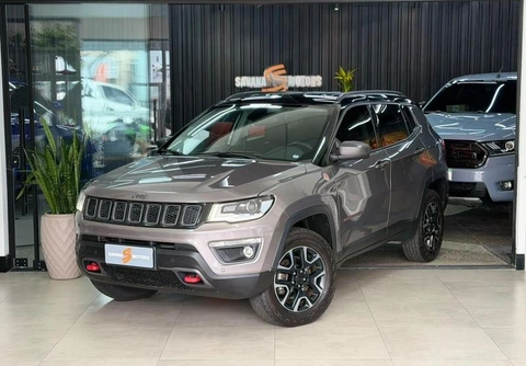 Jeep Compass 2021 Cinza — foto 1 de 3
