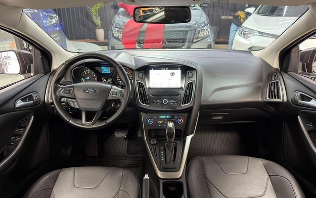 imagem-https://www.socarrao.com.br/sc-vehicle-images-prod/4041836/1790115184495-8446719_13_B_9cea216012.jpeg