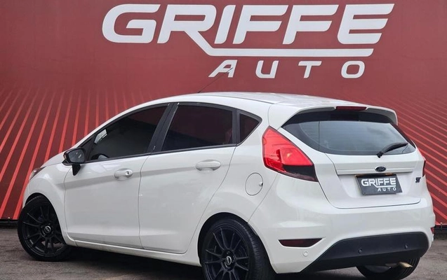 imagem-https://www.socarrao.com.br/sc-vehicle-images-prod/4042103/1790115555420-8498376_5_B_0abf3edb2c.jpeg