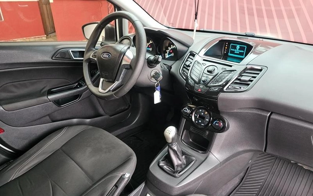 imagem-https://www.socarrao.com.br/sc-vehicle-images-prod/4042103/1790115555423-8498376_6_B_2de051dede.jpeg