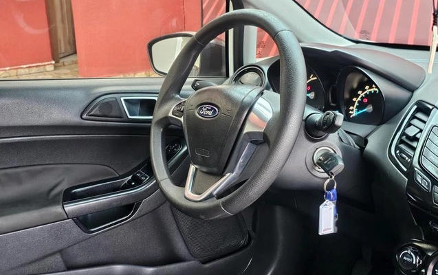 imagem-https://www.socarrao.com.br/sc-vehicle-images-prod/4042103/1790115555428-8498376_8_B_01060c29ab.jpeg