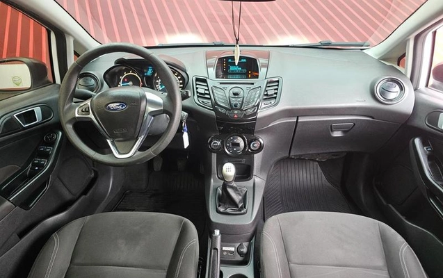 imagem-https://www.socarrao.com.br/sc-vehicle-images-prod/4042103/1790115555437-8498376_14_B_1aac2586b0.jpeg