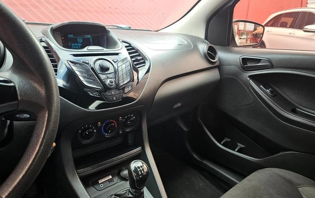 imagem-https://www.socarrao.com.br/sc-vehicle-images-prod/4042713/1790117431316-8478534_13_B_54b6de1d7c.jpeg