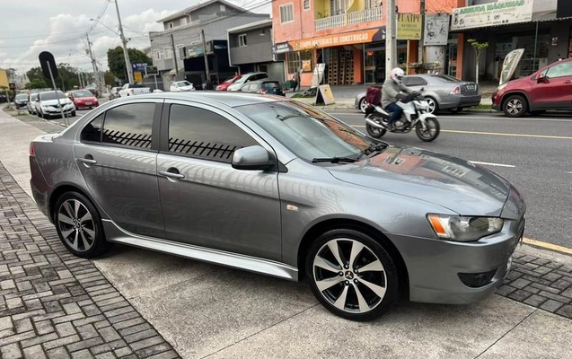 imagem-https://www.socarrao.com.br/sc-vehicle-images-prod/4042961/1790118043682-8503517_9_B_79985fe420.jpeg