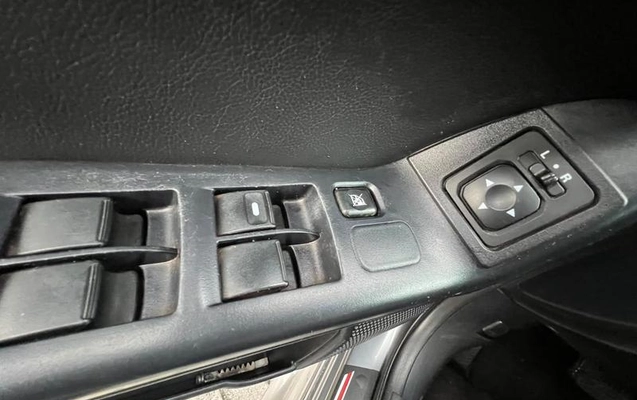 imagem-https://www.socarrao.com.br/sc-vehicle-images-prod/4042961/1790118043699-8503517_13_B_53f17b67c9.jpeg