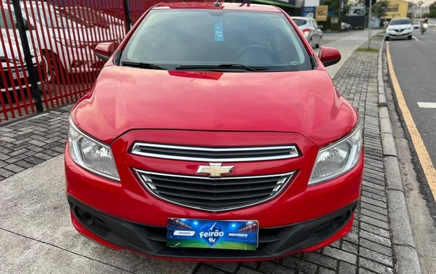 imagem-https://www.socarrao.com.br/sc-vehicle-images-prod/4043095/1790118250004-8503513_2_B_28c2edfde2.jpeg
