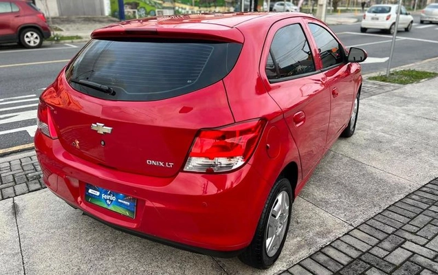imagem-https://www.socarrao.com.br/sc-vehicle-images-prod/4043095/1790118250010-8503513_9_B_f51525b1c5.jpeg