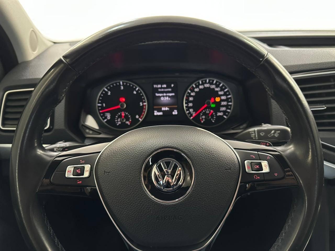 imagem-https://www.socarrao.com.br/sc-vehicle-images-prod/40432/1769988720890-7255903OR_1769630441_32_520.jpg