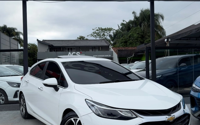 imagem-https://www.socarrao.com.br/sc-vehicle-images-prod/4044738/1790197420164-5344d2328fae46278c6a13e9abaeceb3_1790122935000.jpg