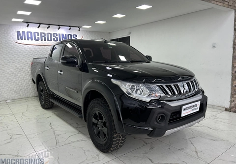 Mitsubishi L200 2019 Preto — foto 1 de 3