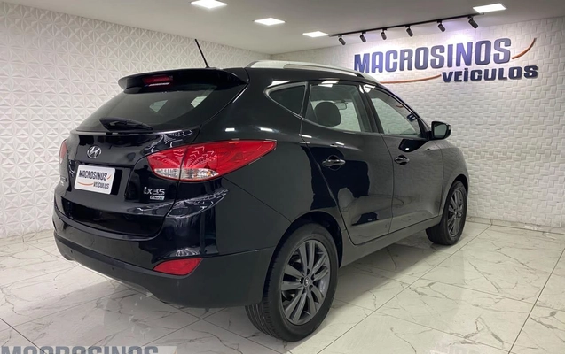 imagem-https://www.socarrao.com.br/sc-vehicle-images-prod/4044759/1790123176622-b916d78fa814420fb40614465bc551a7_1790116134375.jpg