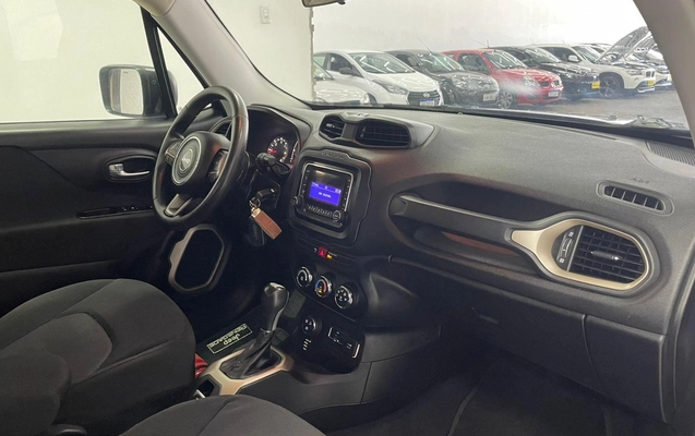 imagem-https://www.socarrao.com.br/sc-vehicle-images-prod/4044817/1790123218430-20b7ee6041f84e4480bead9aad5663b2_1764789450865.jpg