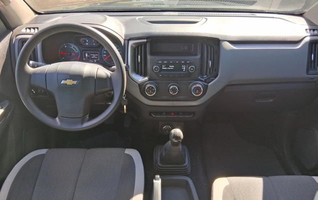 imagem-https://www.socarrao.com.br/sc-vehicle-images-prod/4048545/1790133365090-1_030340.jpg