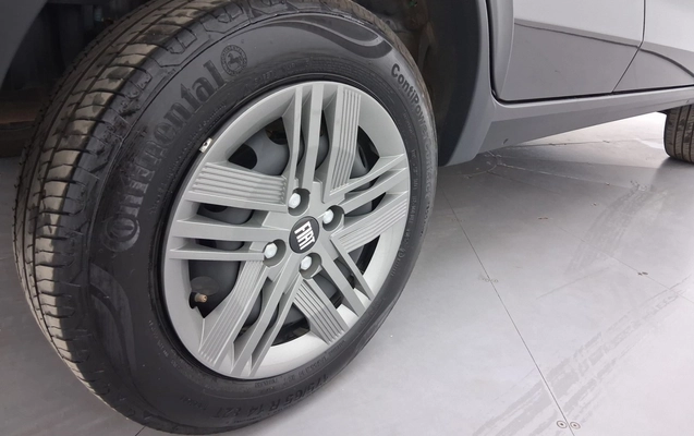 imagem-https://www.socarrao.com.br/sc-vehicle-images-prod/4049018/1790135171618-1_102153.jpg