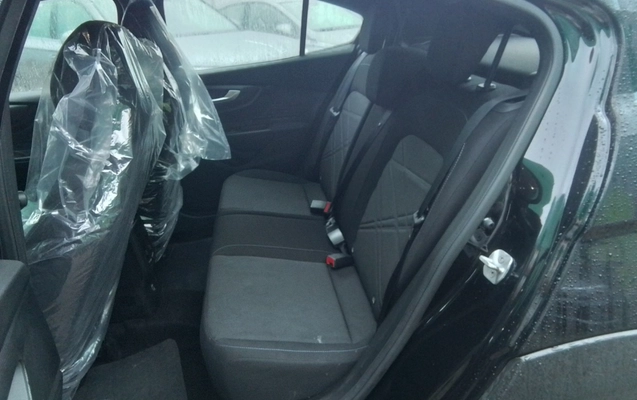 imagem-https://www.socarrao.com.br/sc-vehicle-images-prod/4049655/1790138564960-2_083900.jpg