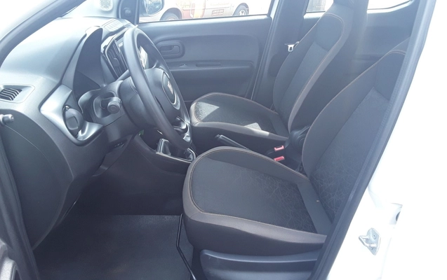 imagem-https://www.socarrao.com.br/sc-vehicle-images-prod/4050171/1790138988360-2_025832.jpg