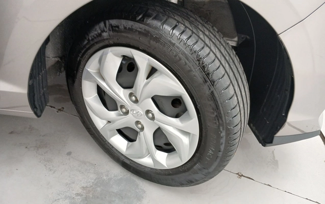 imagem-https://www.socarrao.com.br/sc-vehicle-images-prod/4050299/1790139136315-1_014542.jpg