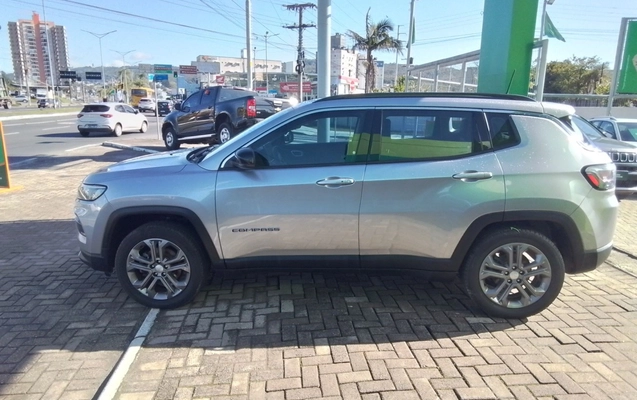 imagem-https://www.socarrao.com.br/sc-vehicle-images-prod/4050330/1790139173544-1_113121.jpg