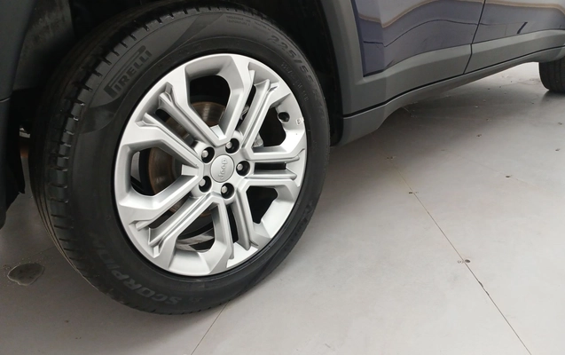 imagem-https://www.socarrao.com.br/sc-vehicle-images-prod/4050385/1790139231860-1_012846.jpg