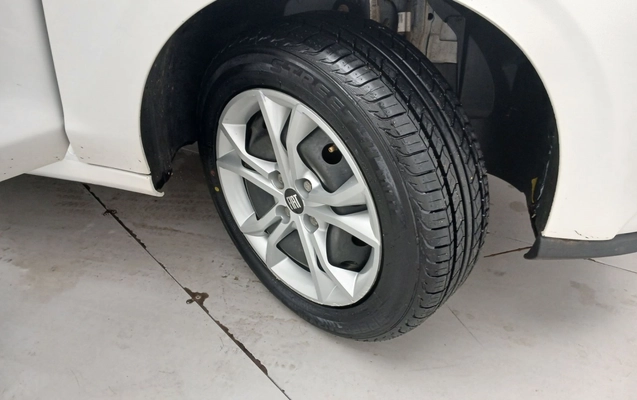 imagem-https://www.socarrao.com.br/sc-vehicle-images-prod/4050923/1790140080965-1_114641.jpg