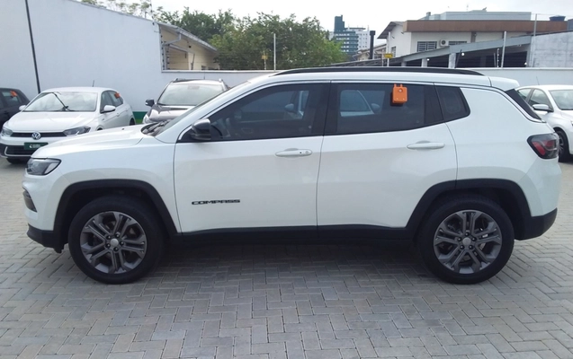 imagem-https://www.socarrao.com.br/sc-vehicle-images-prod/4051600/1790141009302-1_110201.jpg