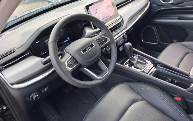 imagem-https://www.socarrao.com.br/sc-vehicle-images-prod/4051793/1790141558676-2_023050.jpg