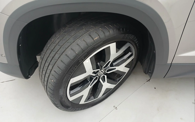 imagem-https://www.socarrao.com.br/sc-vehicle-images-prod/4052321/1790142908563-1_090627.jpg