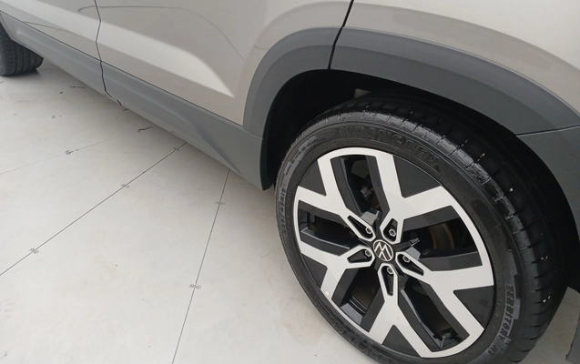 imagem-https://www.socarrao.com.br/sc-vehicle-images-prod/4052321/1790142908564-2_090627.jpg