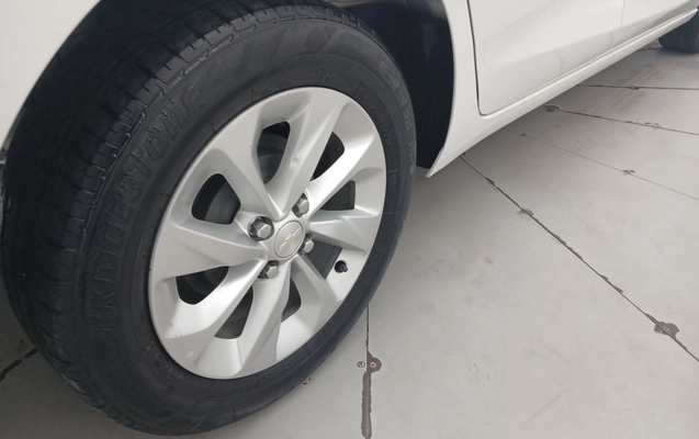 imagem-https://www.socarrao.com.br/sc-vehicle-images-prod/4052909/1790143454070-1_030958.jpg