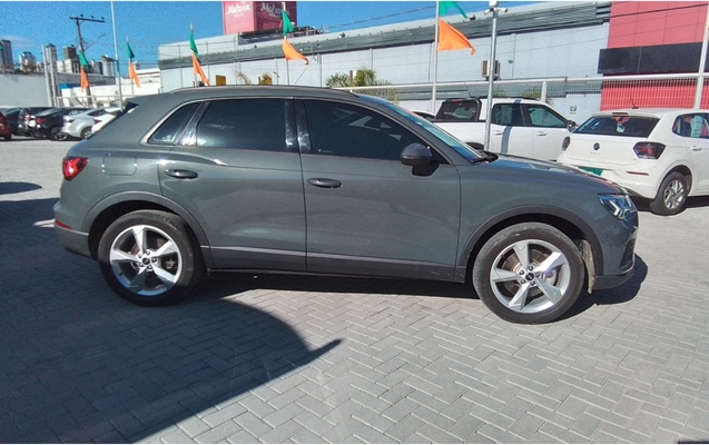 imagem-https://www.socarrao.com.br/sc-vehicle-images-prod/4053036/1790143780520-1_105130.jpg