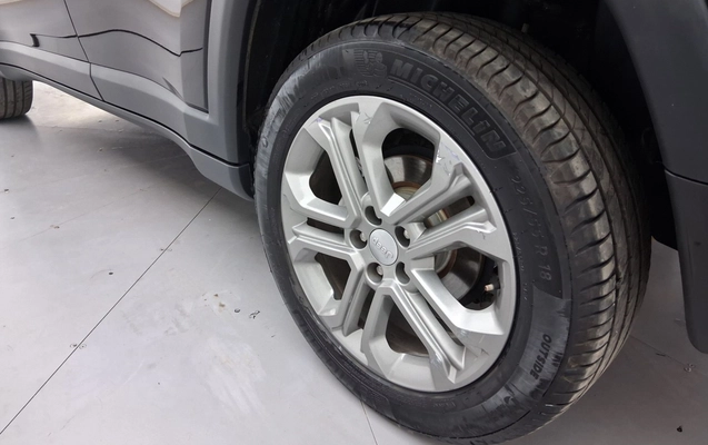 imagem-https://www.socarrao.com.br/sc-vehicle-images-prod/4054860/1790147034431-2_034732.jpg