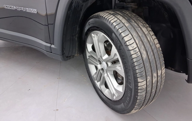 imagem-https://www.socarrao.com.br/sc-vehicle-images-prod/4054860/1790147034433-1_034733.jpg