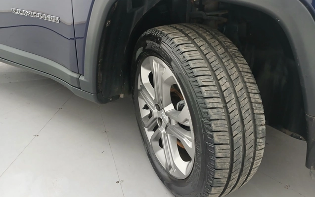 imagem-https://www.socarrao.com.br/sc-vehicle-images-prod/4054881/1790147054577-2_035257.jpg