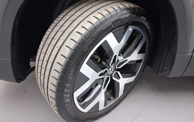 imagem-https://www.socarrao.com.br/sc-vehicle-images-prod/4055801/1790148791814-1_043433.jpg