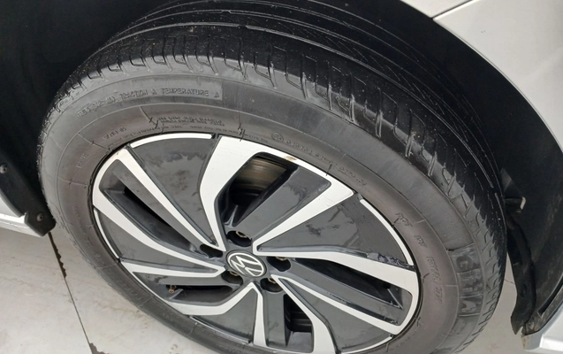 imagem-https://www.socarrao.com.br/sc-vehicle-images-prod/4055902/1790149147889-1_022203.jpg