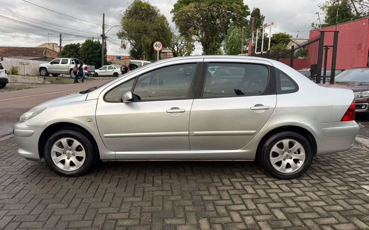 imagem-https://www.socarrao.com.br/sc-vehicle-images-prod/4056967/1790154011235-SU1HLTIwMjYwOTIzLVdBMDAwOC5qcGc.jpg