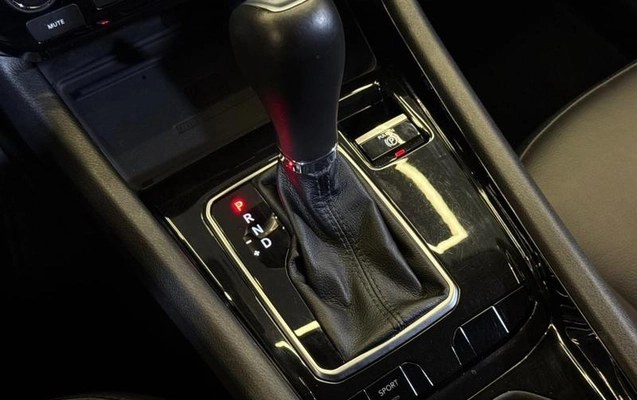 imagem-https://www.socarrao.com.br/sc-vehicle-images-prod/4057119/1790163711155-8036154_9_B_1b36c57b02.jpeg