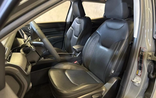 imagem-https://www.socarrao.com.br/sc-vehicle-images-prod/4057119/1790163711165-8036154_15_B_f985284bfd.jpeg