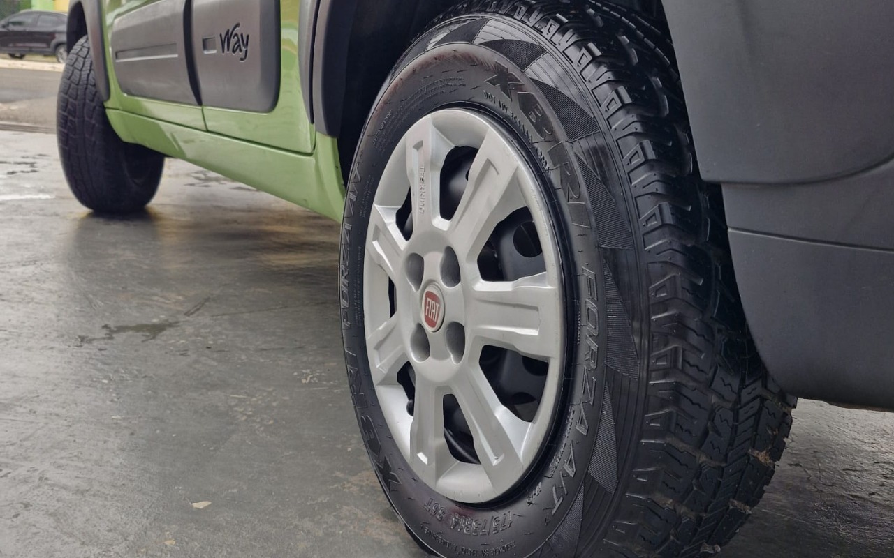 imagem-https://www.socarrao.com.br/sc-vehicle-images-prod/4057126/1790164033134-MTcuanBlZw.jpeg