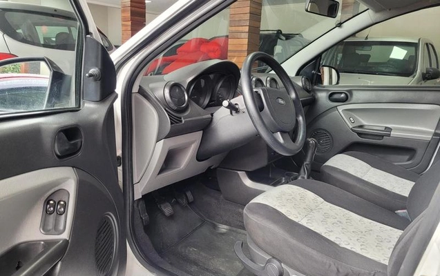 imagem-https://www.socarrao.com.br/sc-vehicle-images-prod/4057179/1790164979719-8503732_8_B_ec40422c8d.jpeg