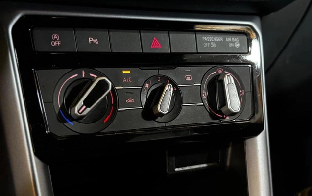 imagem-https://www.socarrao.com.br/sc-vehicle-images-prod/4057238/1790167083360-8503671_15_B_691d892372.jpeg