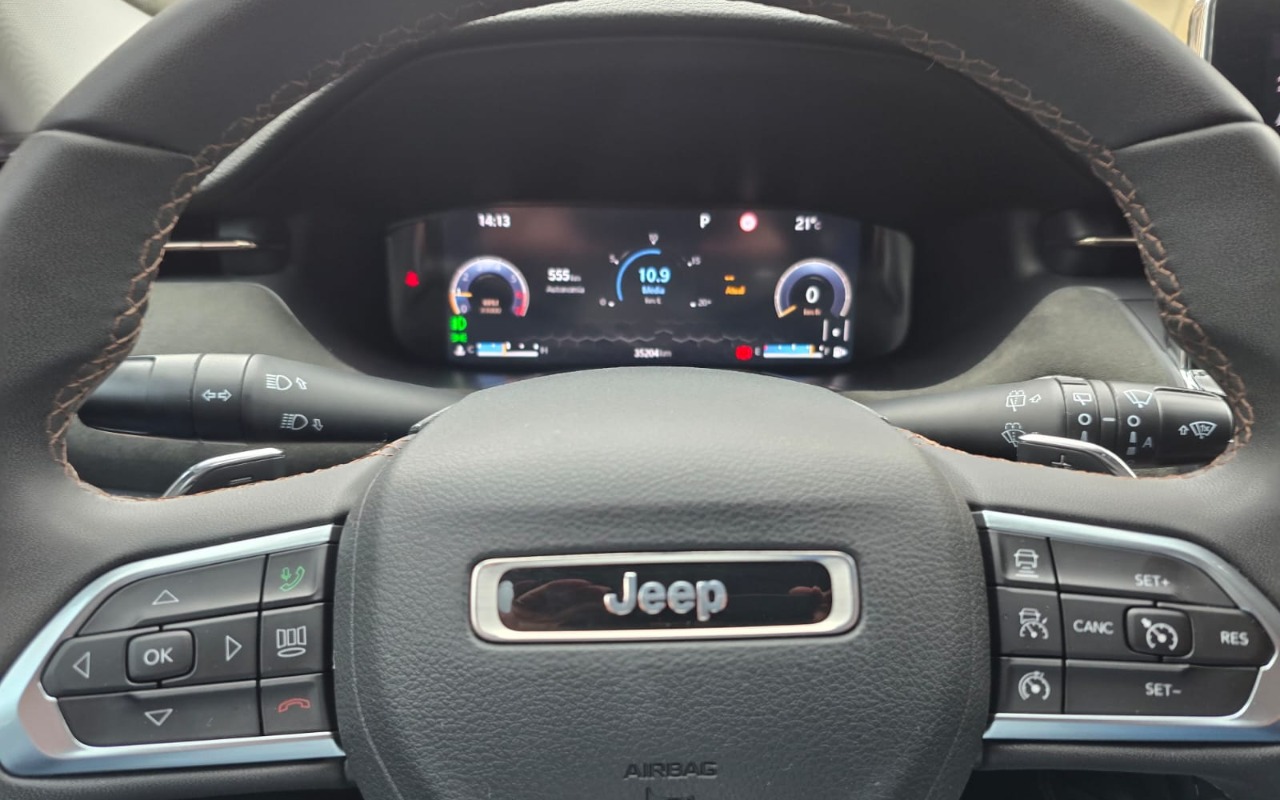 imagem-https://www.socarrao.com.br/sc-vehicle-images-prod/4057295/1790166077019-SU1HLTIwMjYwODExLVdBMDEyOS5qcGc.jpg