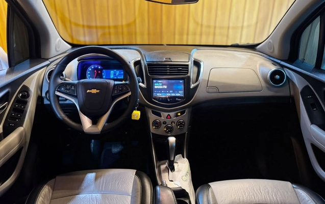 imagem-https://www.socarrao.com.br/sc-vehicle-images-prod/4057338/1790166306343-gb-e19ff52.jpeg