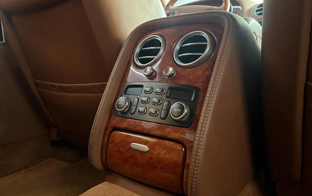imagem-https://www.socarrao.com.br/sc-vehicle-images-prod/4057343/1792004024816-8480128_12_B_526630d931.jpeg