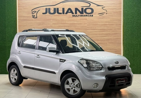 Kia SOUL 2011 Prata — foto 1 de 3