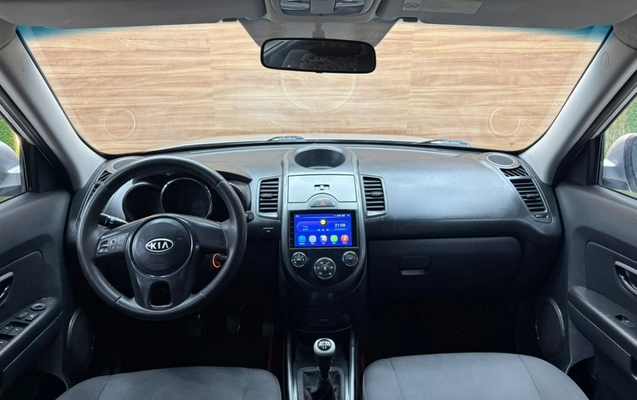imagem-https://www.socarrao.com.br/sc-vehicle-images-prod/4057351/1790166494940-cRDYTkFlDtYqx9nebH0lXrpM6anaGins.jpg