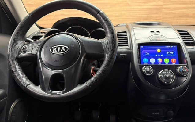 imagem-https://www.socarrao.com.br/sc-vehicle-images-prod/4057351/1790166494942-SxkphRHektmdX3rszParOoo7mGaeWGVu.jpg